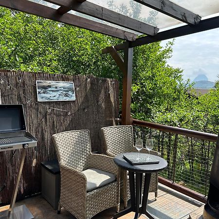 Mountview Pod Hotel Lochinver Exterior photo